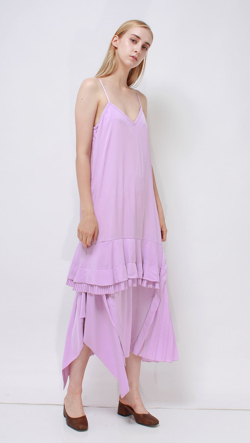 Lesha Dress, a lightweight dress in Pink